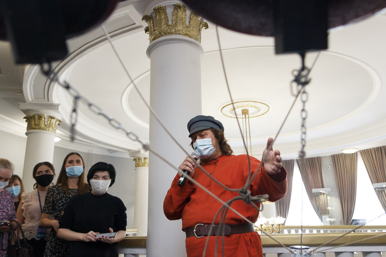 В Новосибирске открылась выставка «Голоса», в экспозиции представлены колокола XIX-XX веков