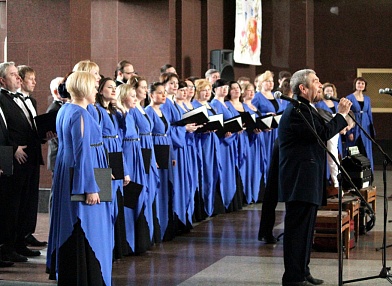 Благотворительный концерт даст Новосибирская хоровая капелла в здании железнодорожного вокзала «Новосибирск – Главный»