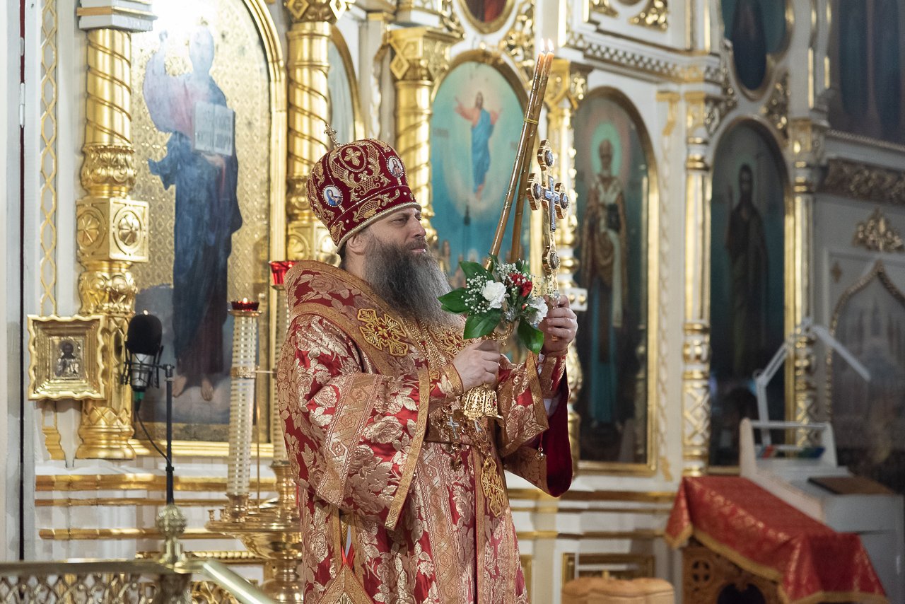Пасхальное поздравление митрополита Новосибирского и Бердского Никодима