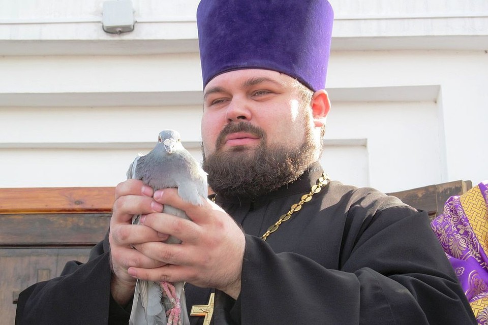 Священнослужитель Новосибирской митрополии стал лауреатом областного конкурса "Отец года"